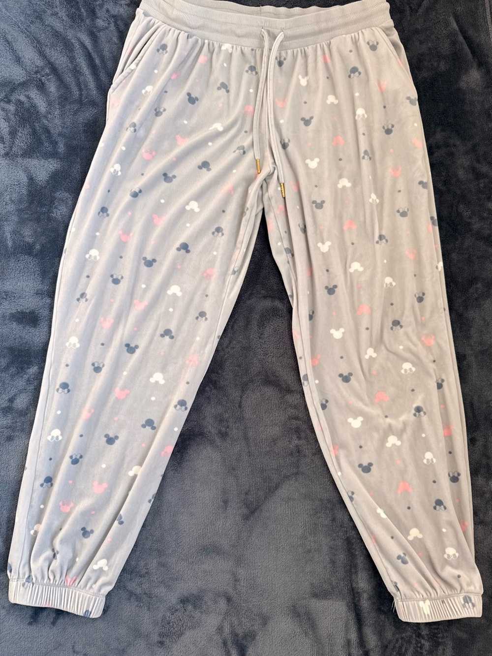 Women’s Disney Light Gray Fleece Pajama Set with Navy, White & Pink Mouse Motifs - Picture 4 of 12